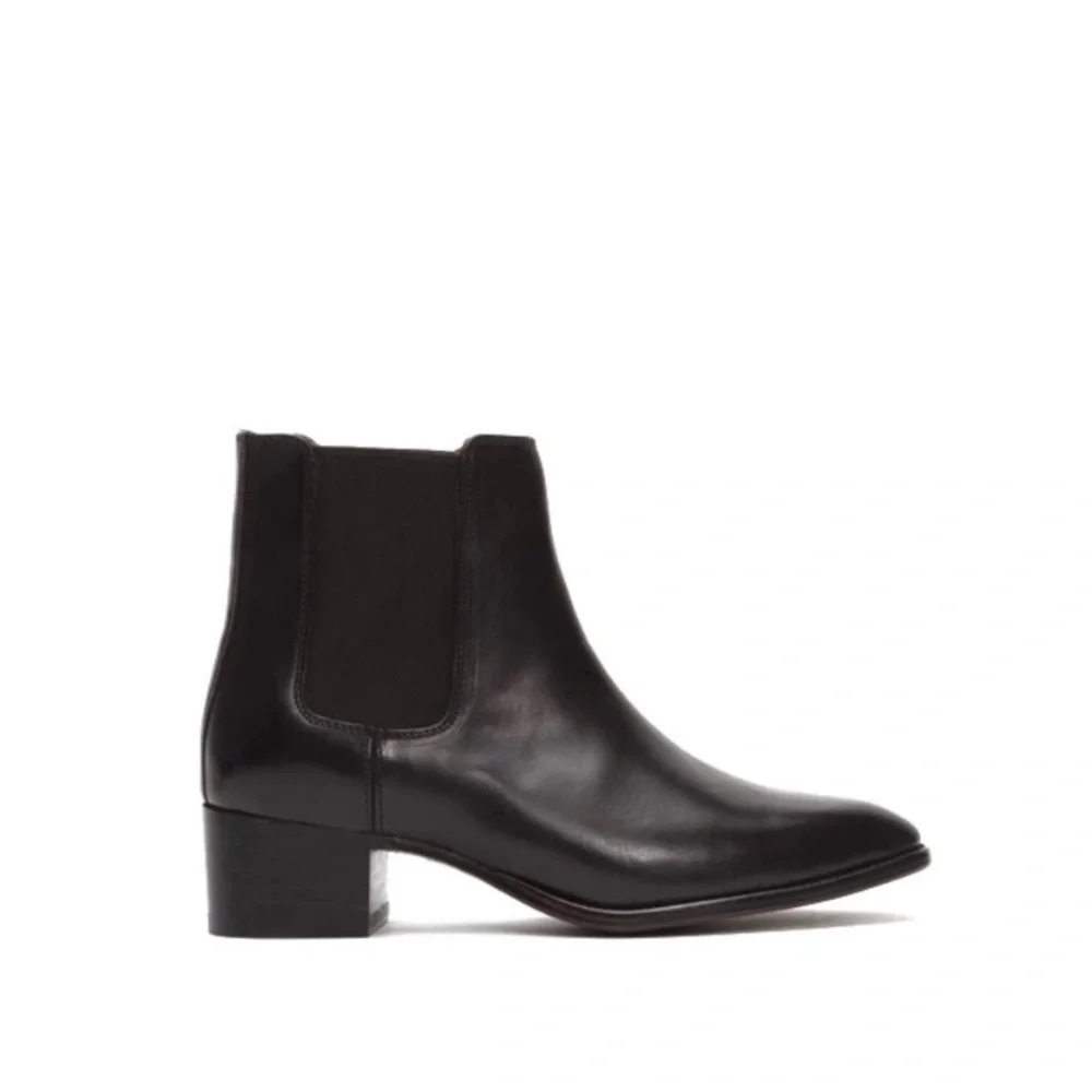Frye Dara Chelsea Black Genuine Leather Mini Heel Designer Ankle Boots